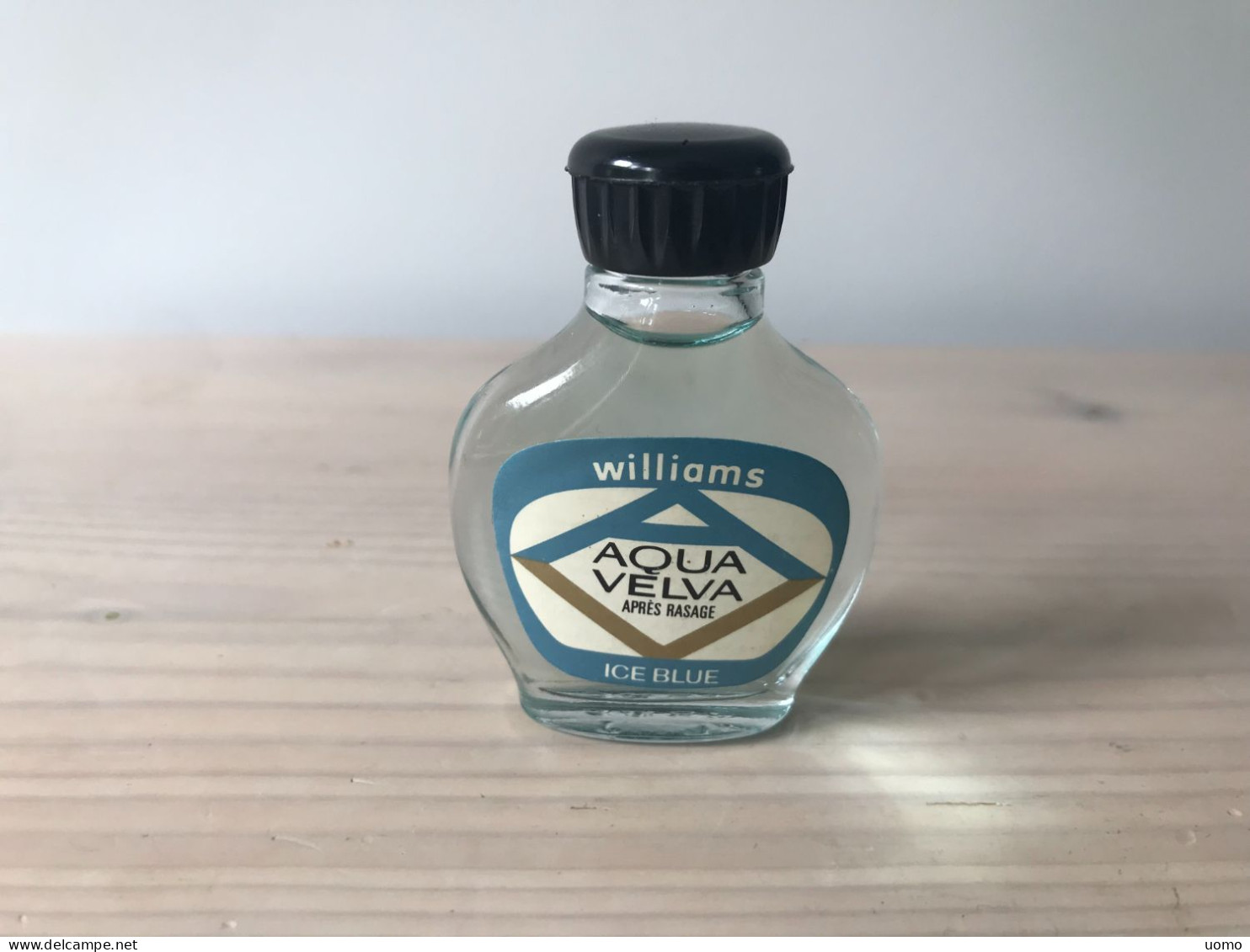 Williams Aqua Velva Ice Blue AS 10 Ml - Miniature Bottles (without Box)