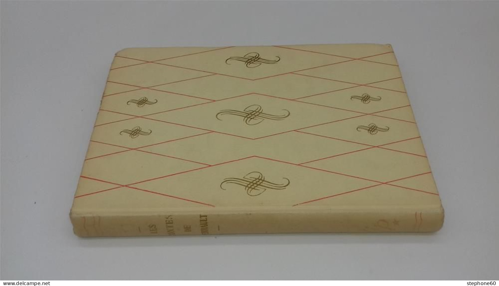 998 - (435) Les Contes De Perrault - Illustrations Raoul Auger 1950 - Rouge Et Or - Hachette
