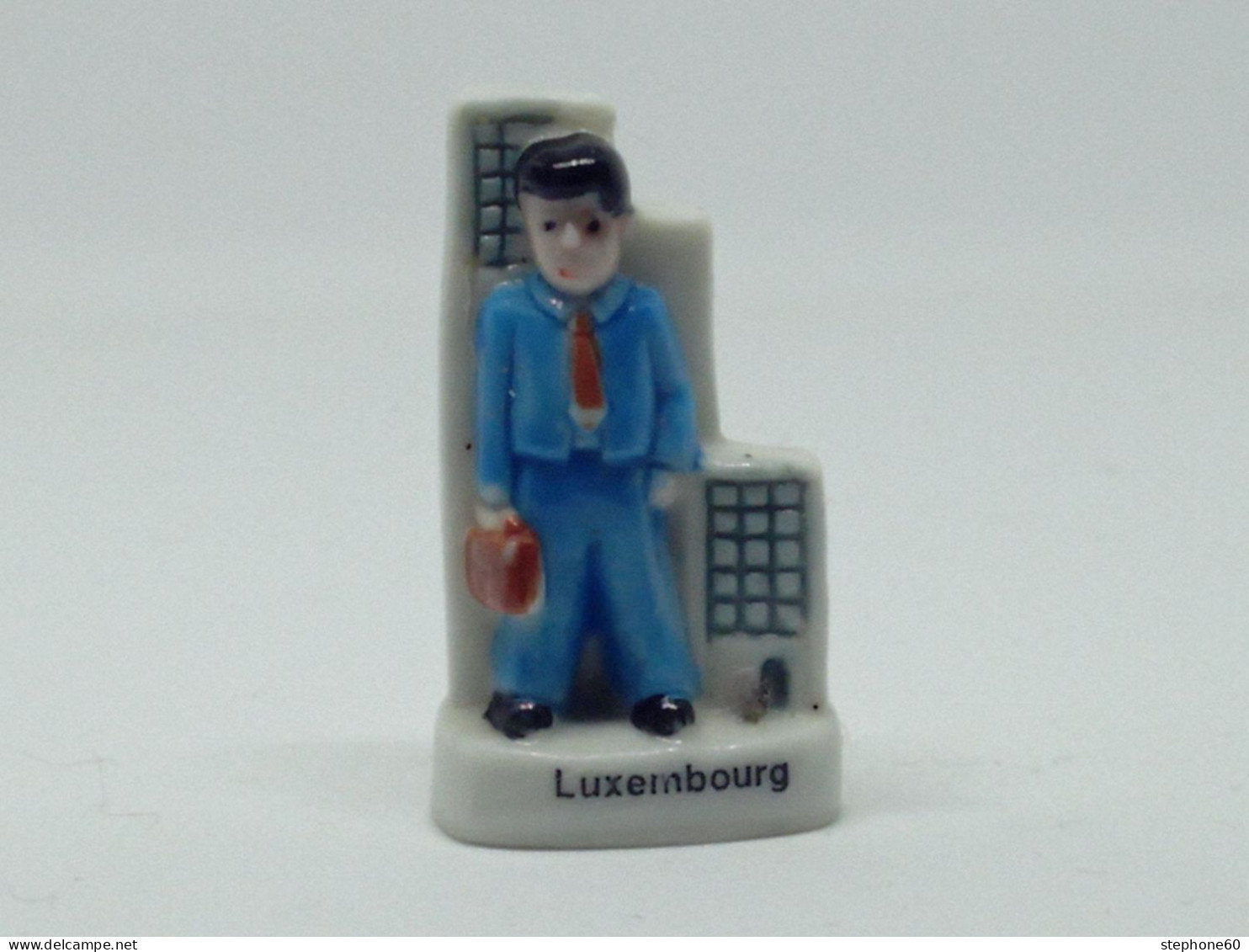 A002 - (21) Feve Pays Luxembourg Personnage - Pays