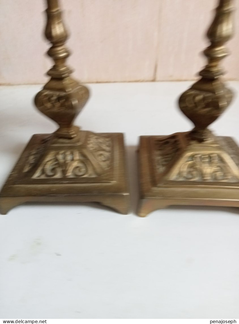 2 Bougeoirs En Bronze Doré XIXème Hauteur 18 Cm - Brons