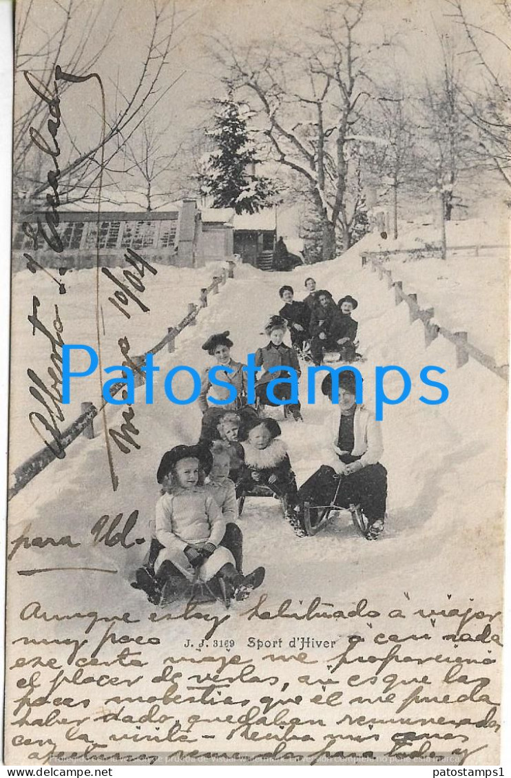 215728 SWITZERLAND COSTUMES SPORTS WINTER PEOPLE SLED CIRCULATED TO GENEVE POSTAL POSTCARD - Port