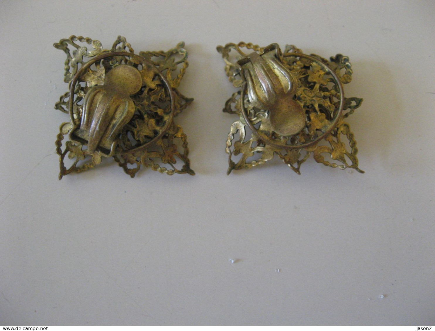 Anciennes Boucles D'oreilles Clips, Vintage Et Metal Dore - Earrings