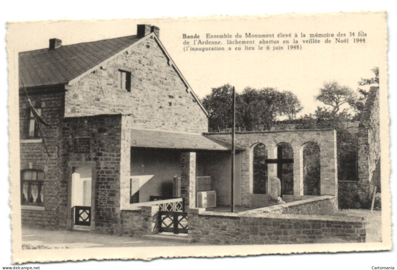 Bande - Ensemble Du Monument élevé à La Mémoire Des 34 Fils De L'Ardenne Lâchement Abattus En La Veillée De Noël 1944 - Nassogne