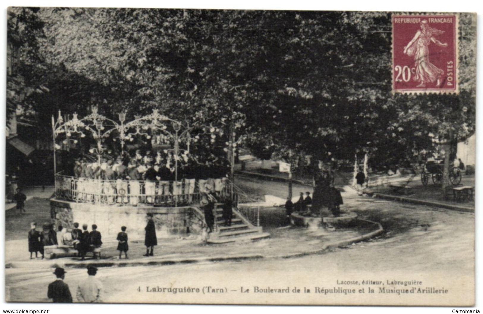 Labruguière (Tarn) - Le Boulevard De La République Et La Musique D'Artillerie   (Kiosque De Musique) - Labruguière