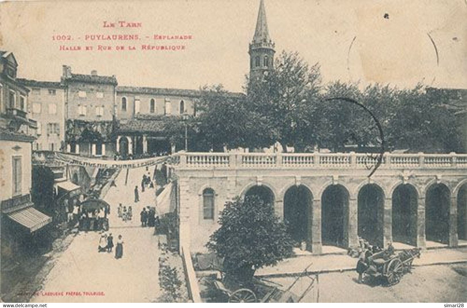 PUYLAURENS - N° 1002 - ESPLANADE HALLE ET RUE DE LA REPUBLUQUE - Puylaurens