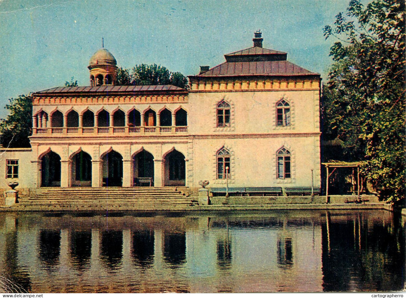 Uzbekistan Bukhara Monument And Lake - Ouzbékistan