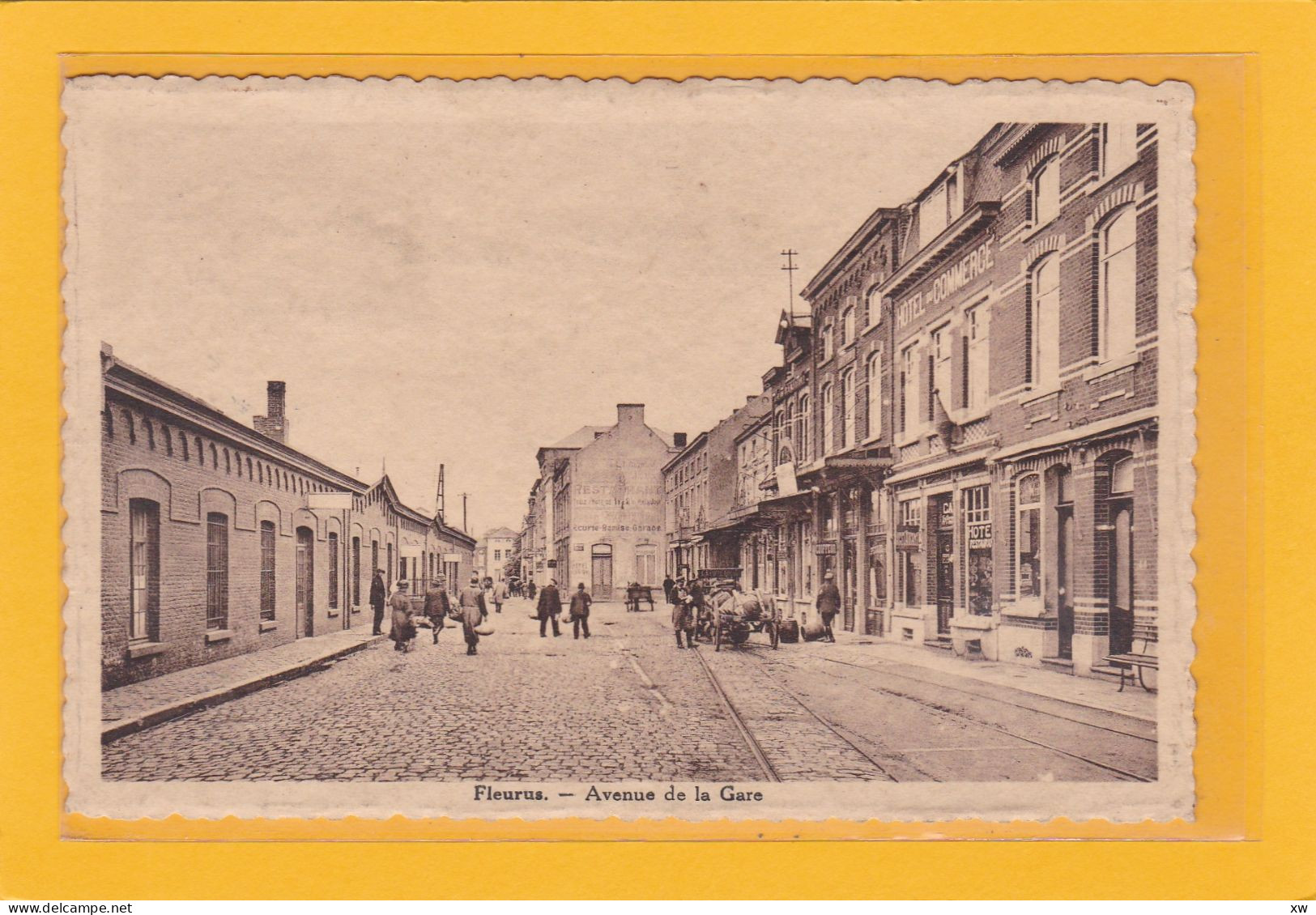 BELGIQUE -HAINAUT - FLEURUS - Avenue De La Gare - Animation - A 4163 / 64 - Fleurus