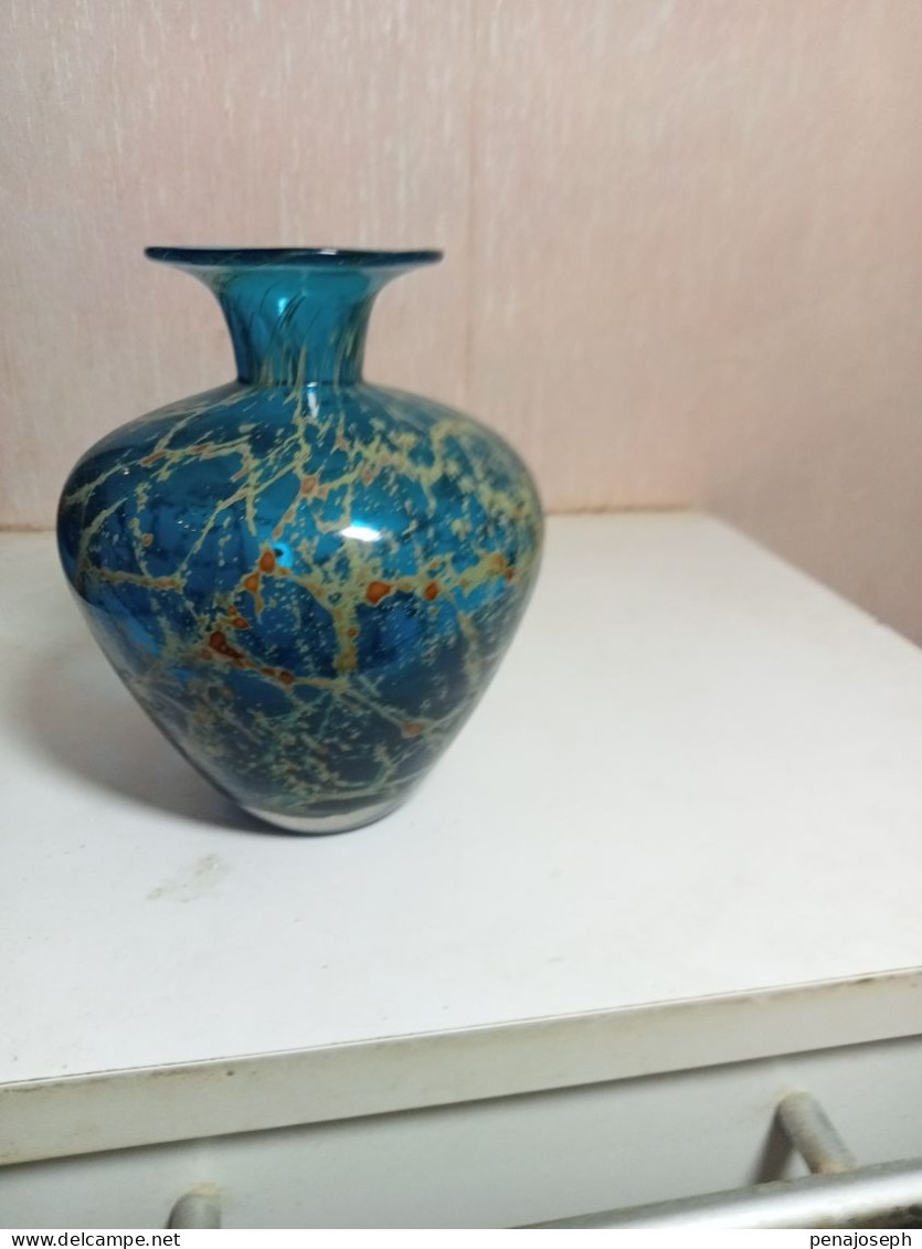 Vase Ancien Signé, Numéroté, Hauteur 13 Cm X 10 Cm - Vazen