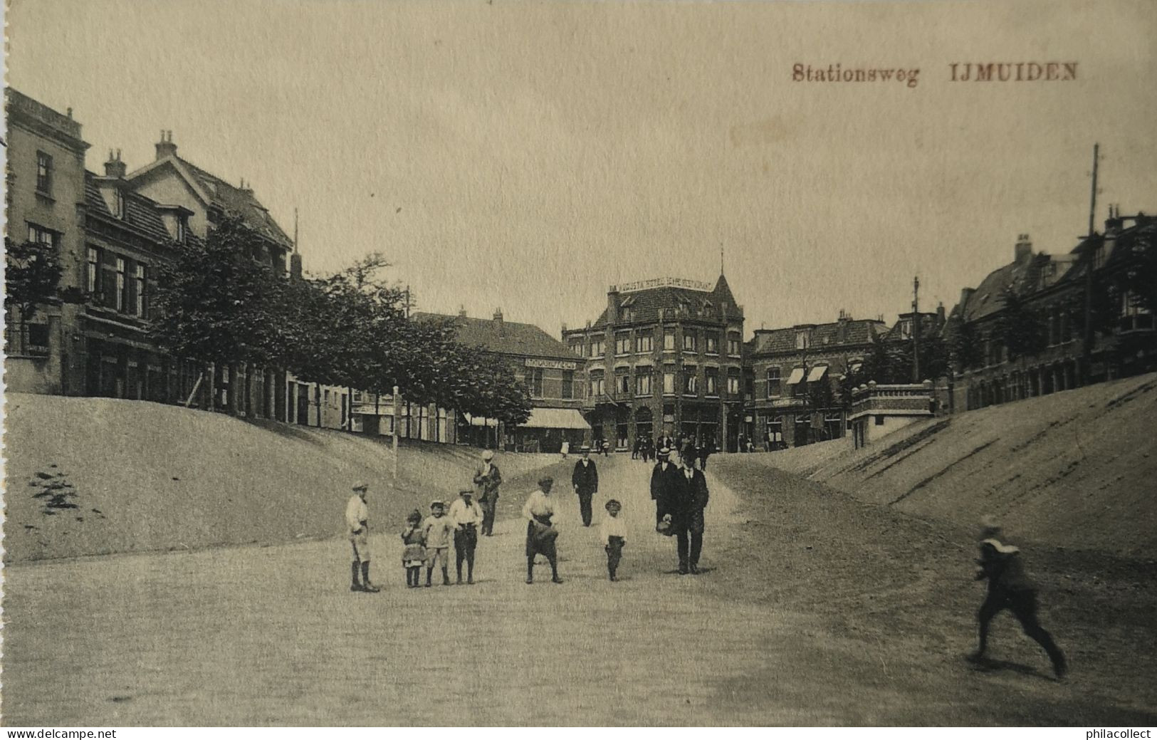 IJmuiden // Stationsweg (Veel Volk) 1922 - IJmuiden