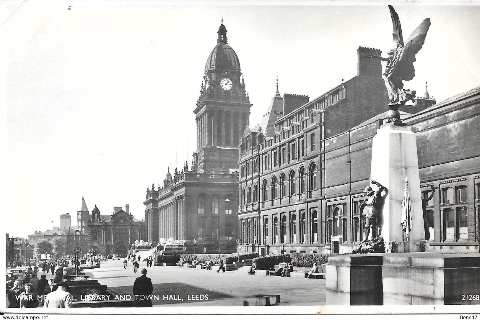 Leeds War Memorial And Town Hall -1953 - Leeds