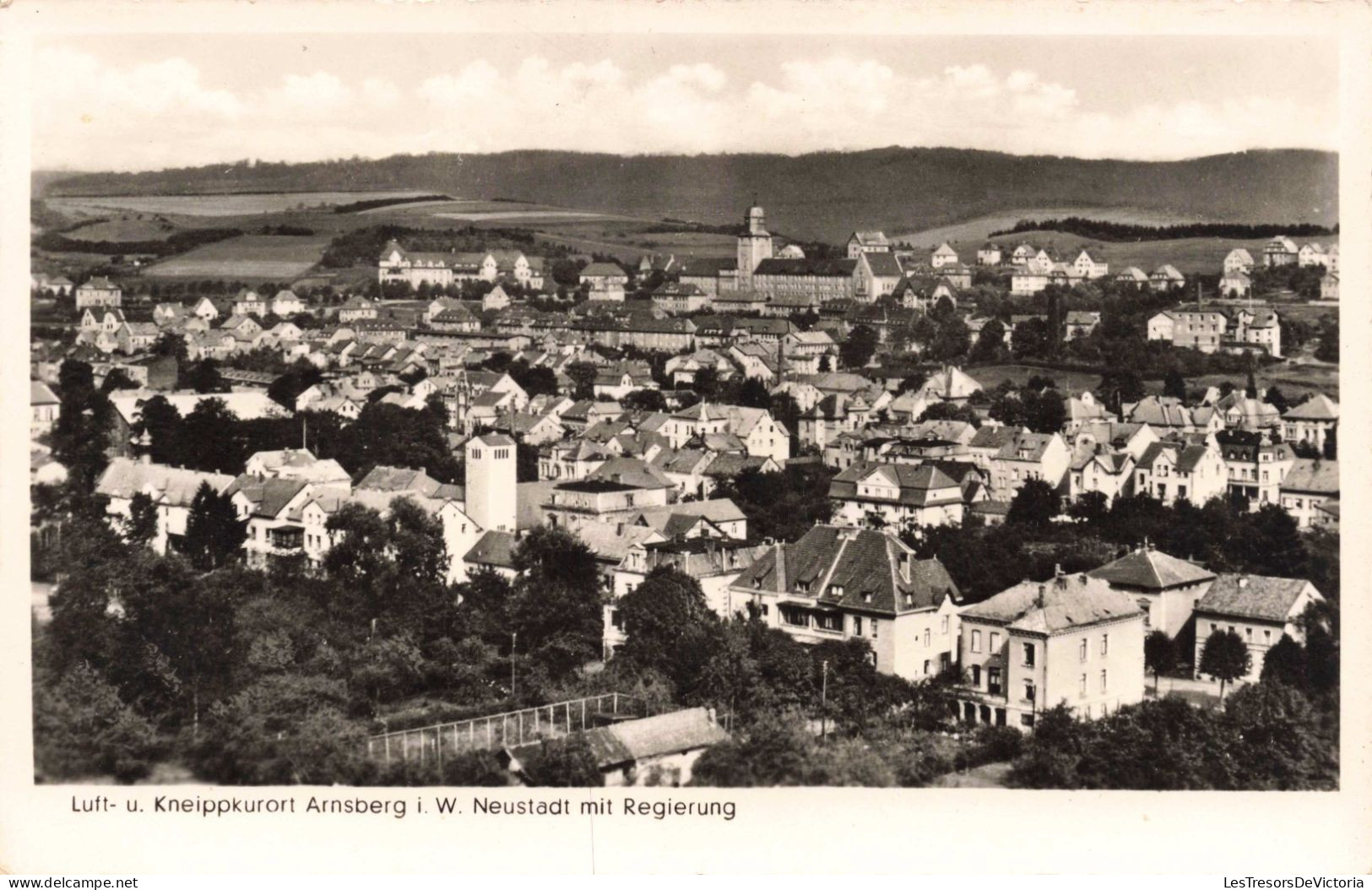 ALLEMAGNE -  Arnsberg - Luft U Kneippkurort Arnsberg I W Neustadt Mit Regierung - Carte Postale Ancienne - Arnsberg