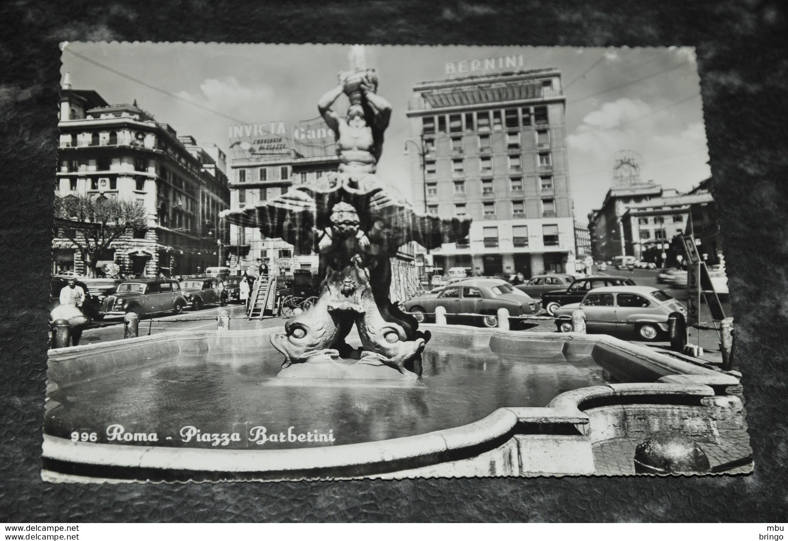 A3550    ROMA   PIAZZA BARBERINI - 1961 / AUTO / CAR - Stadien & Sportanlagen