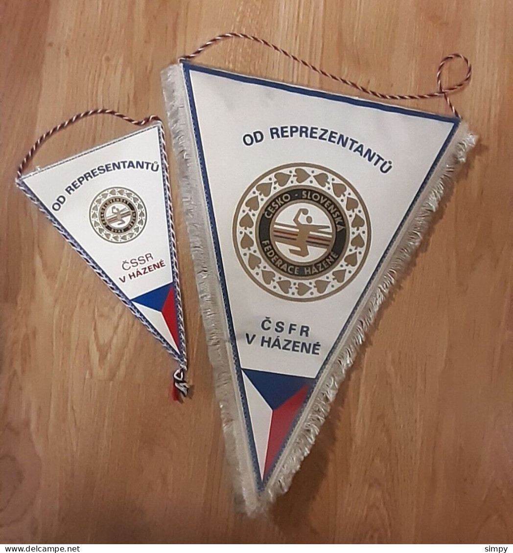 Captain Pennant Handball Federation Of Czechoslovakia CSSR Size 41x40cm; Small Pennant Size 15x25cm - Handball