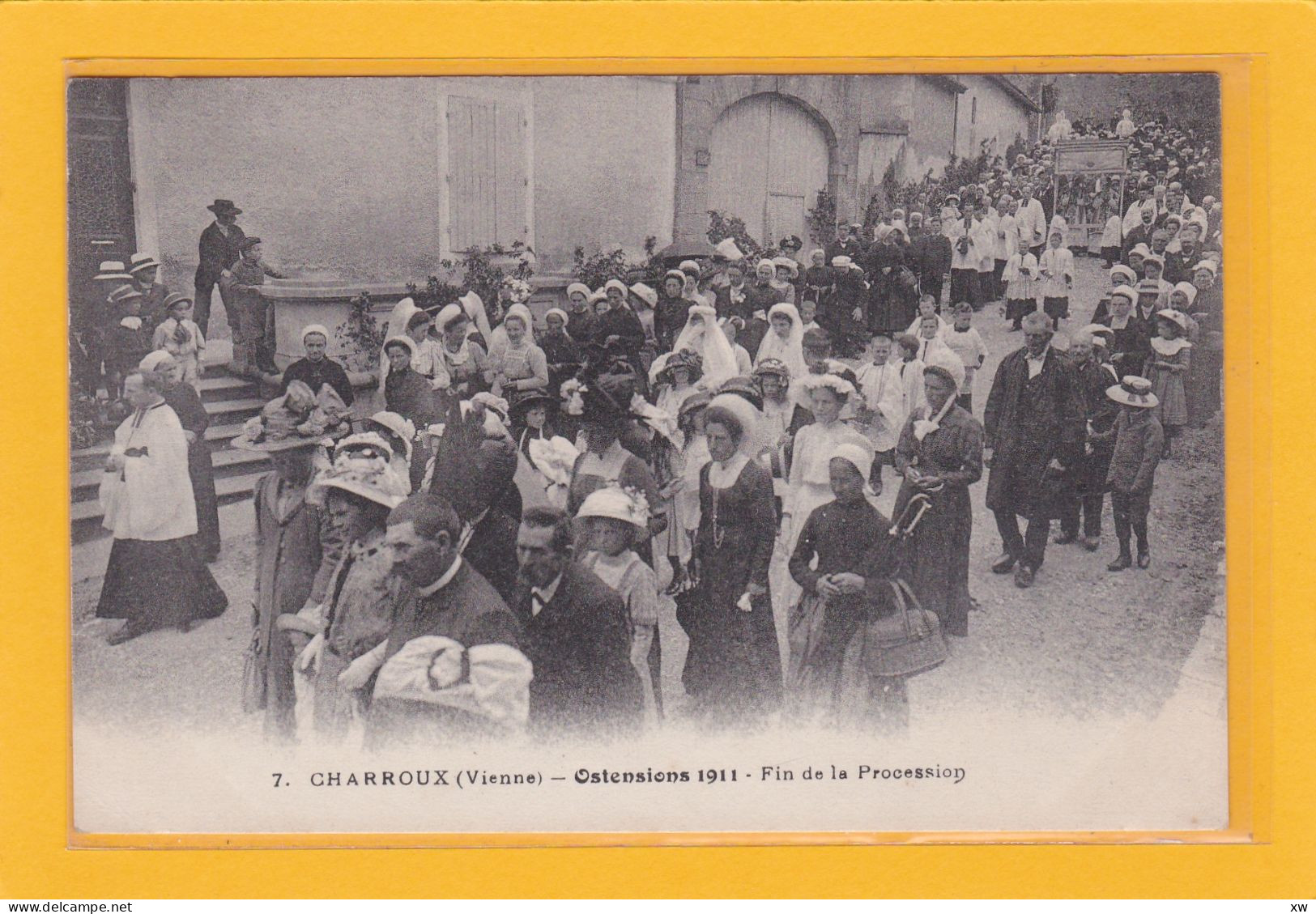 CHARROUX -86- Ostensions 1911 - Fin De La Procession - Animation - A 4563 / 64 - Charroux