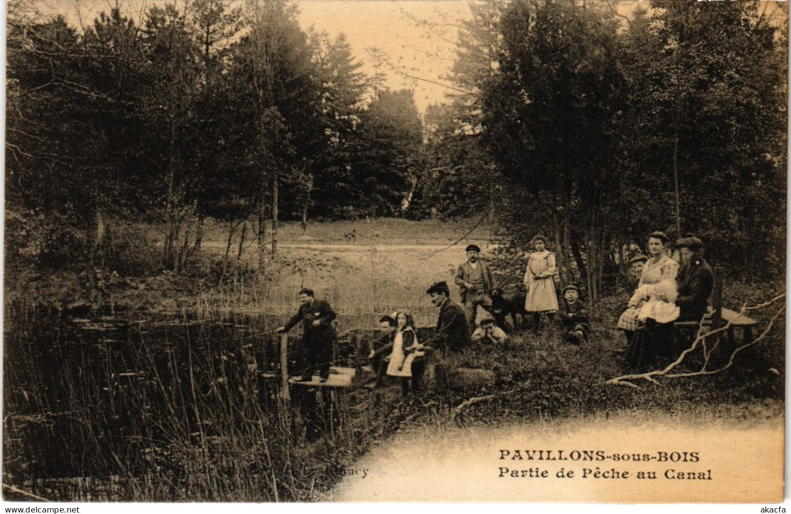 CPA LES PAVILLONS-suos-BOIS Partie De Peche Au Canal (1352950) - Les Pavillons Sous Bois