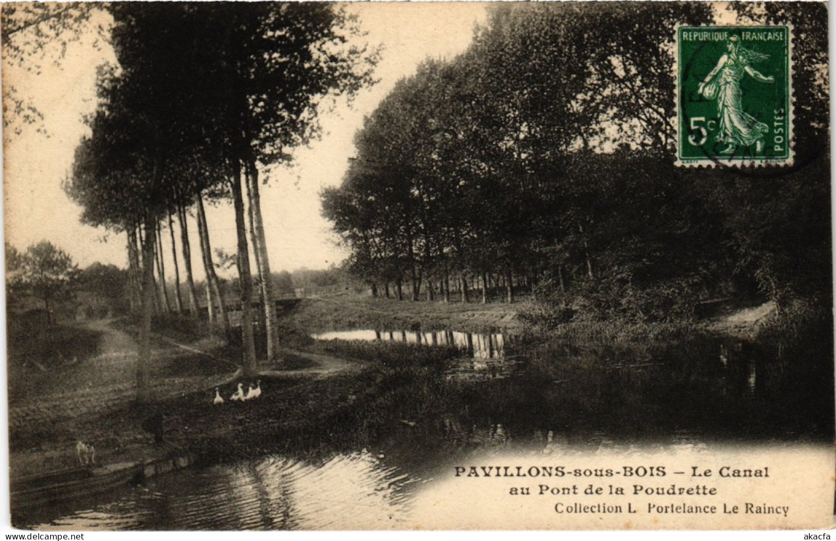 CPA LES PAVILLONS-suos-BOIS Le Canal Au Pont De La Poudrette (1352965) - Les Pavillons Sous Bois