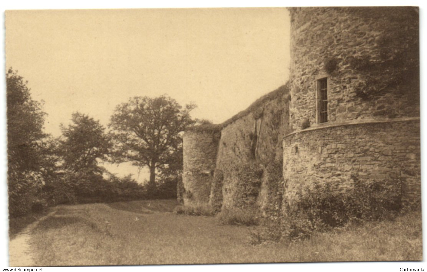 Kasteel Van Gaesbeek Bij Brussel - Ontmantelde Toren Van Het Oud Kasteel - Middenwal En Sluippoort - Lennik