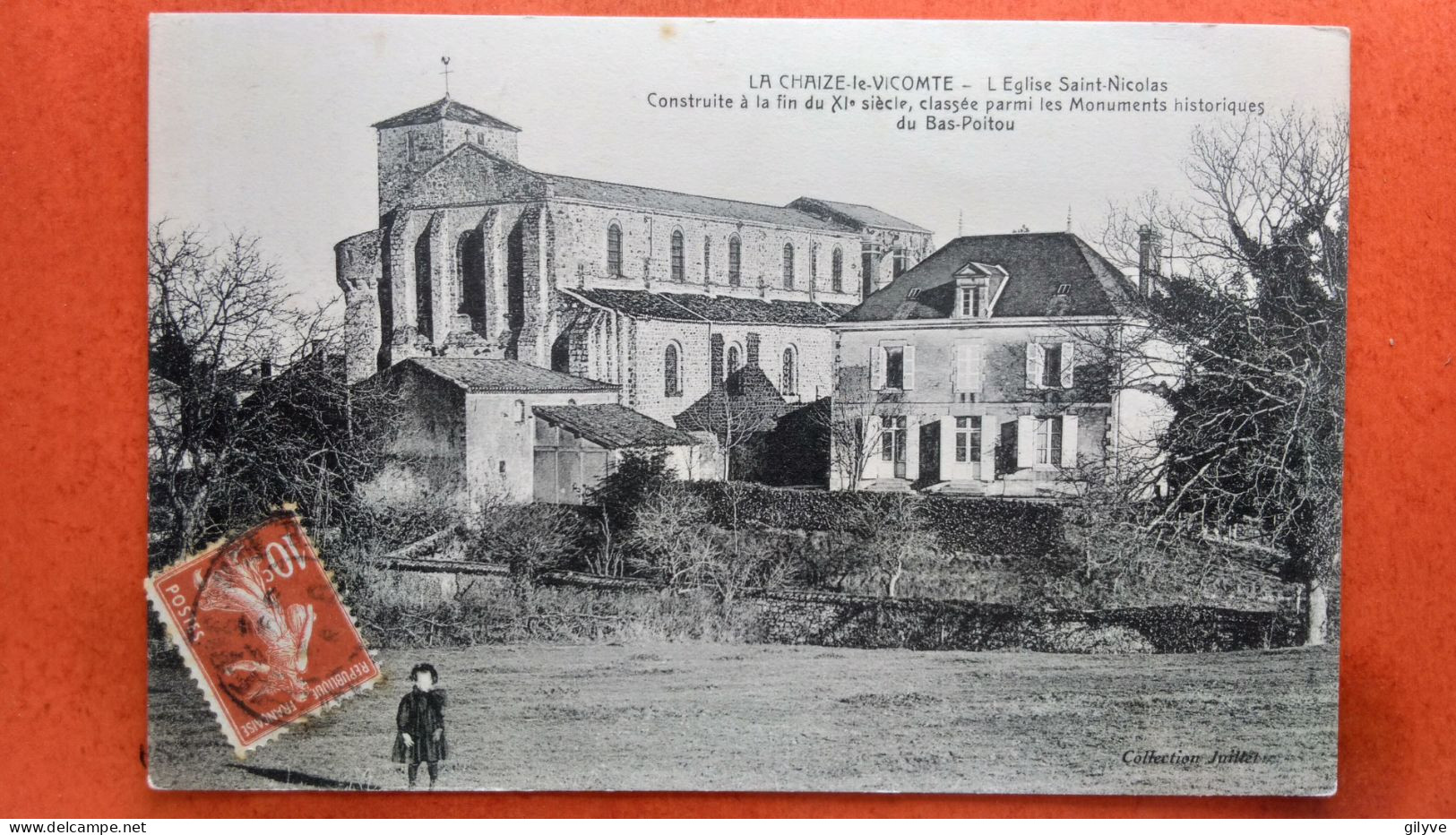 CPA (85) La Chaize Le Vicomte. L'église Saint Nicolas.    (2A.n°662) D - La Chaize Le Vicomte