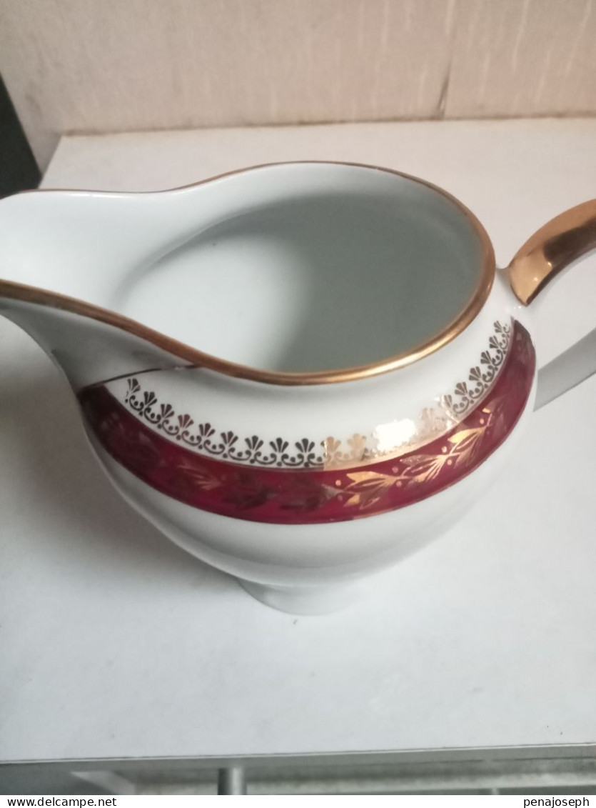 Pot De Lait En Porcelaine De Sologne Hauteur 11 Cm - Altri & Non Classificati