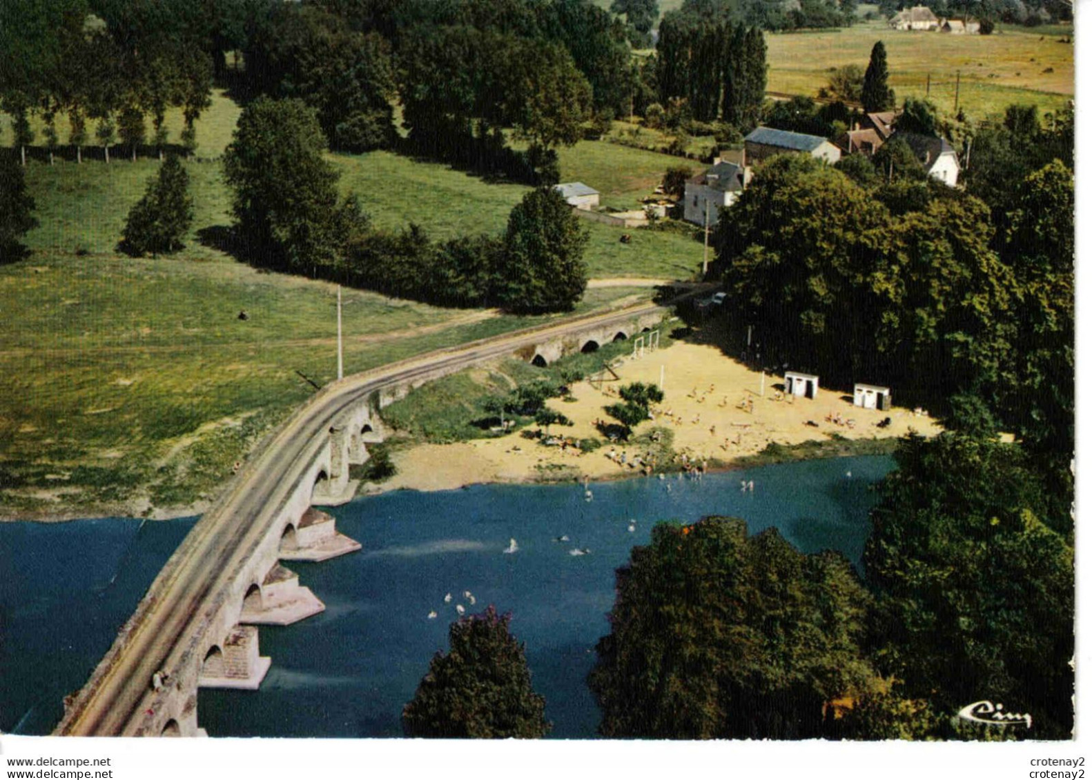 72 PONT De GENNES Vers Montfort Le Gesnois Belle Vue Aérienne La Plage Baignade Jeux Toboggan - Montfort Le Gesnois