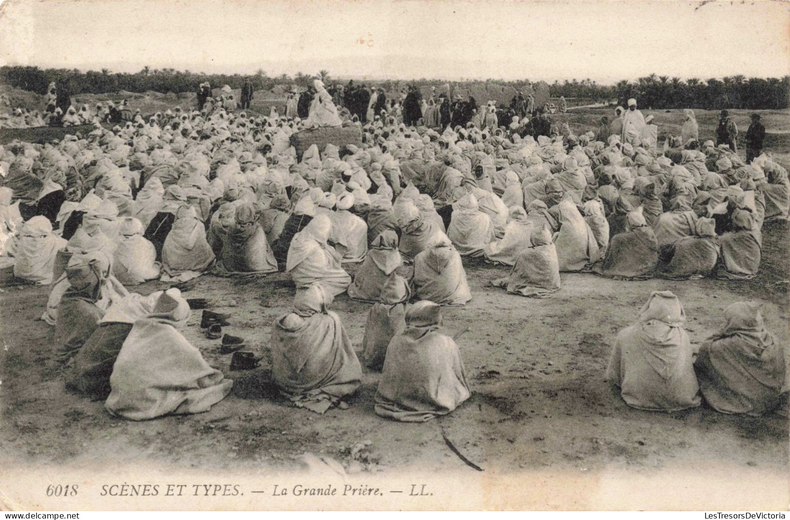 ALGERIE - Scènes Et Types - La Grande Prière - Animé - Carte Postale Ancienne - Scènes & Types