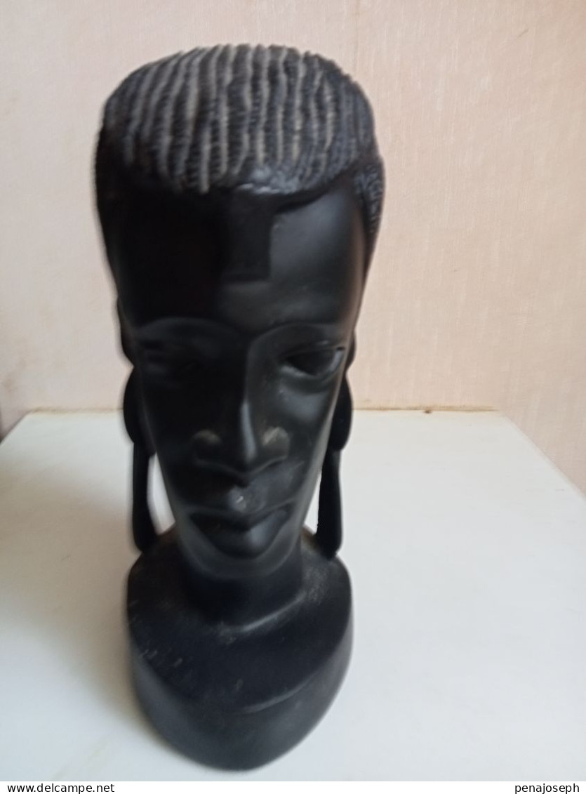 Statuette Ancienne En Plasique Hauteur 20 Cm X 8 Cm - Afrikanische Kunst