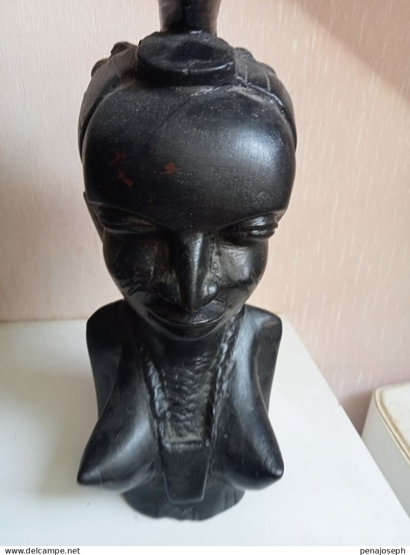 Statuette ancienne africaine en bois hauteur 37 cm x 14 cm