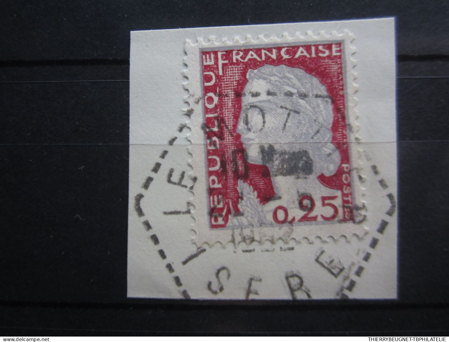 BEAU TIMBRE DE FRANCE N° 1263 - CACHET HEXAGONAL TIRETE LE MOTTIER - 1960 Marianne (Decaris)