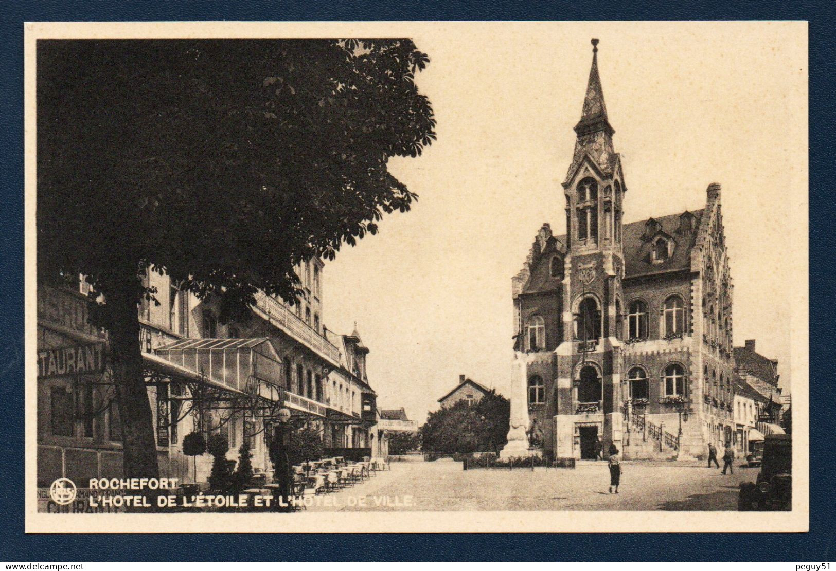 Rochefort (Namur). L'Hôtel De L'Etoile. Pompe à Essence Shell. Hôtel De Ville(1862). Monument Aux Morts (Jules Jourdain) - Rochefort