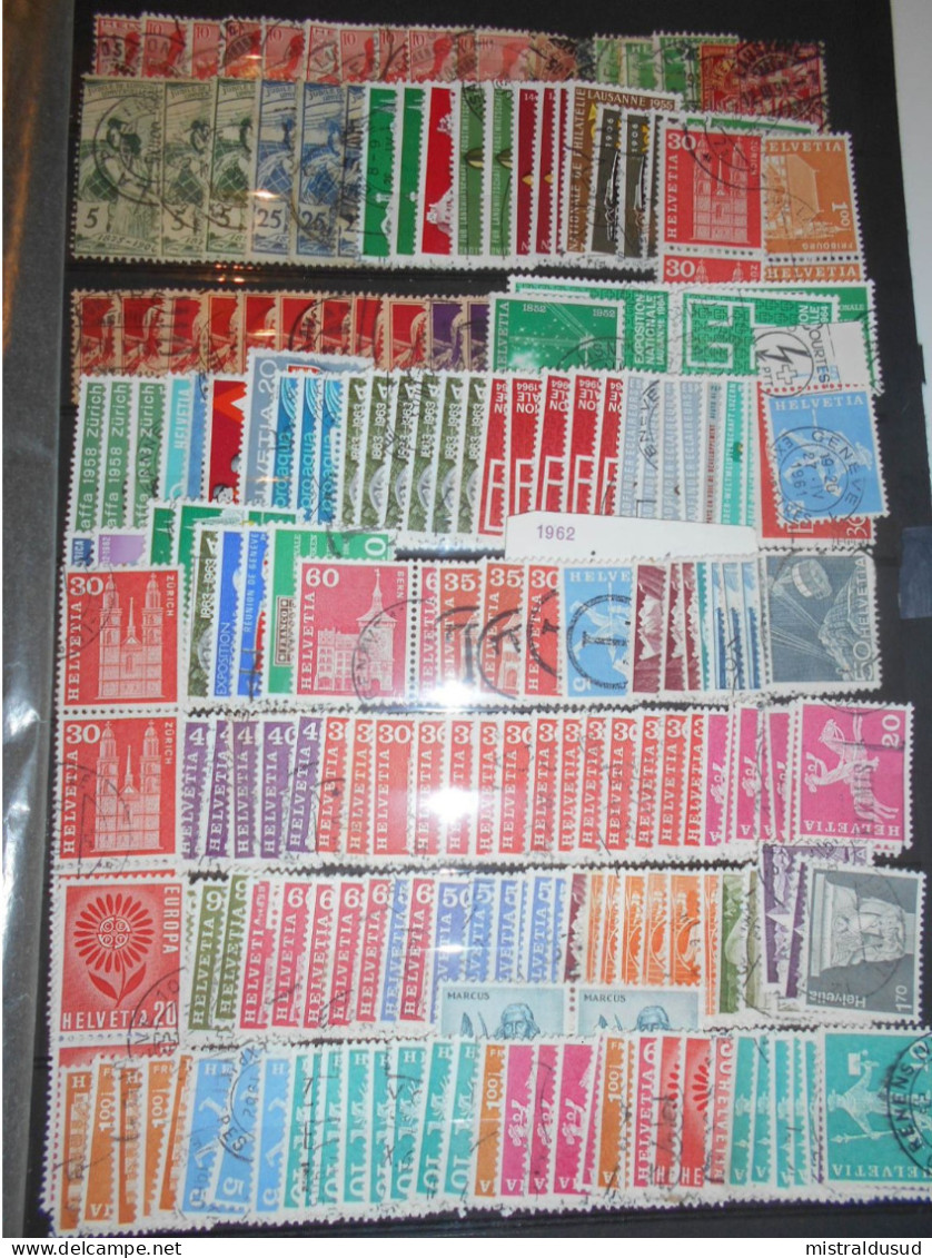 Suisse Collection , 220 Timbres Obliteres Par Multiples - Collections