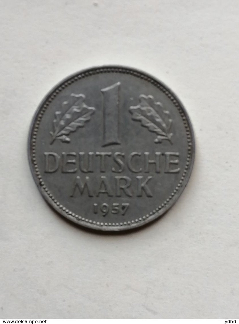 ALLEMAGNE = UNE PIECE  DE 1 MARK DE 1957 J - 50 Pfennig