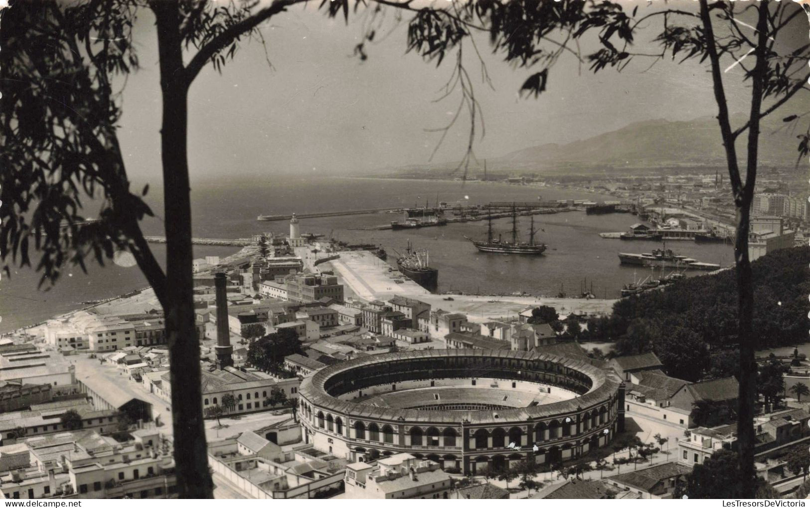 ESPAGNE - Malaga - Plaza De Toros Y Puerto - Vue Générale - Carte Postale Ancienne - Málaga