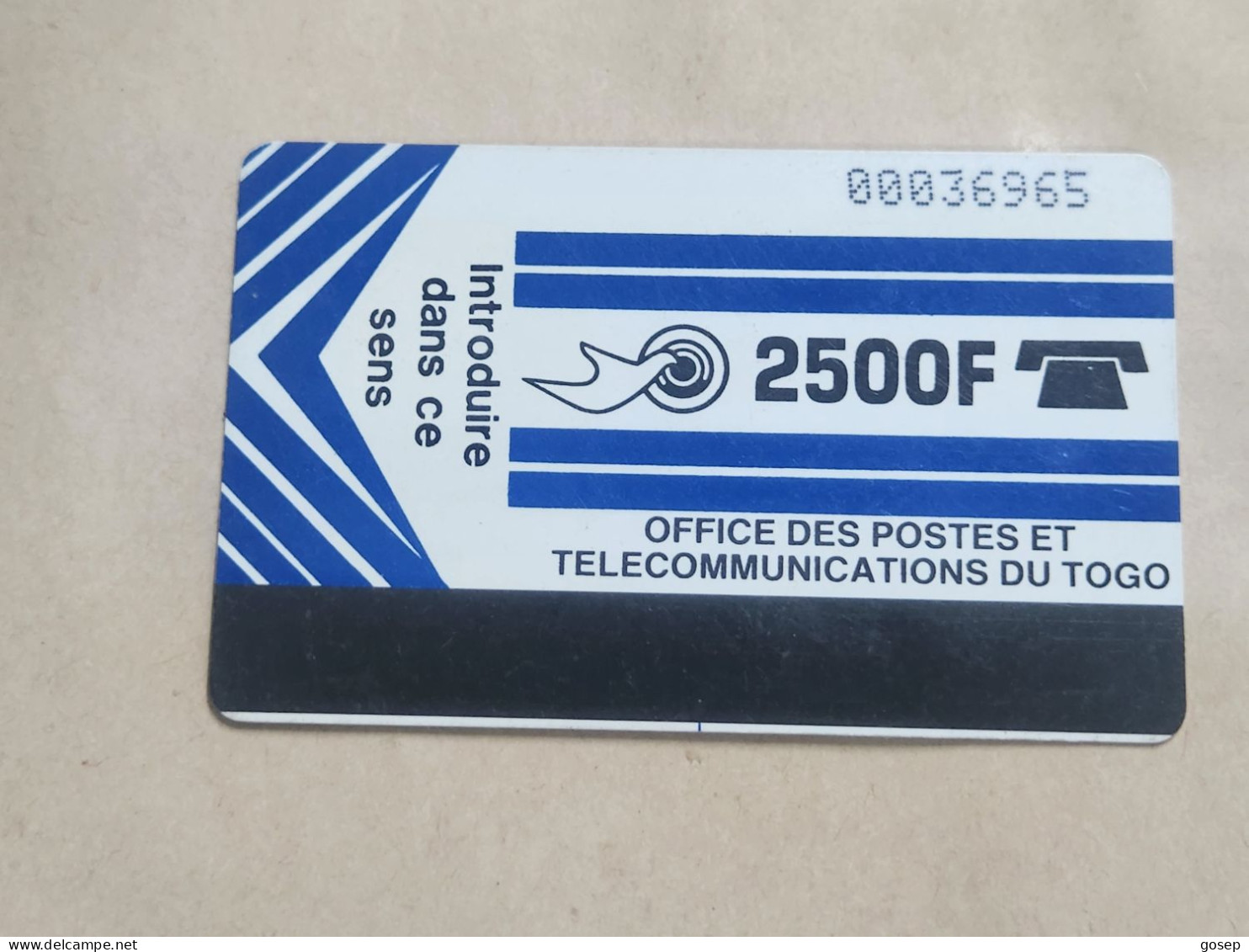 TOGO-(TG-OPT-0001)-LOGO 2500-DARK BLUE-(22)-(2500units)-(00036965)-(tirage-10.000)-used Card+1card Prepiad Free - Togo