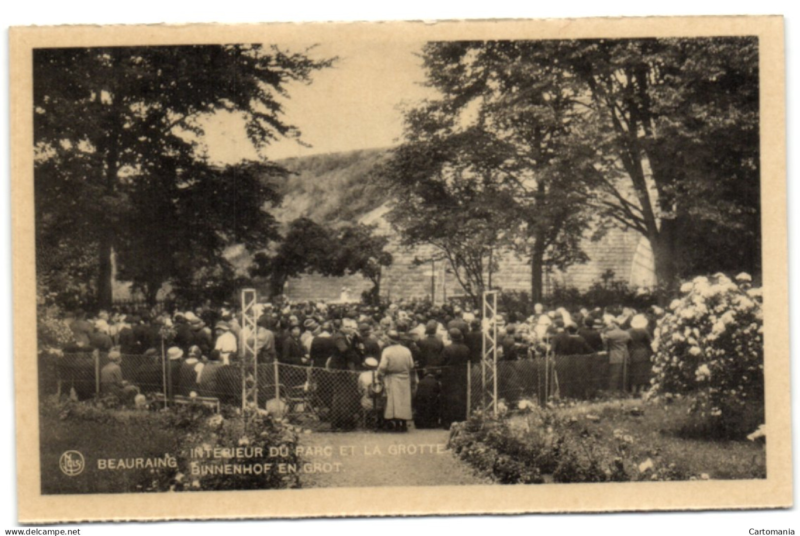 Beauraing - Intérieur Du Parc Et La Grotte - Beauraing