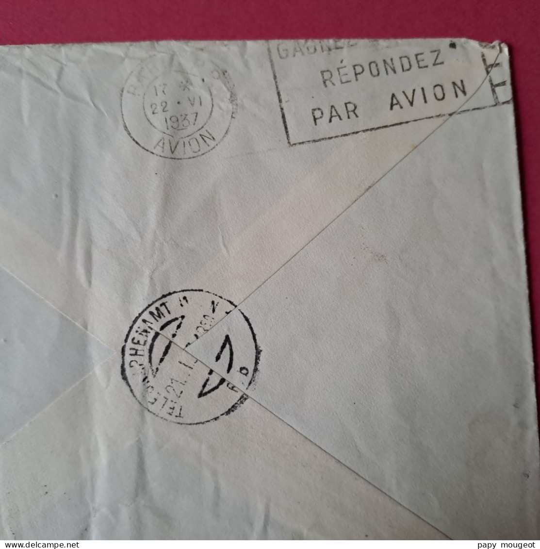 Lettre Par Avion De Vienne Pour Paris 21-06-1937 Cachet Paris Avion 22-06-1937 Enveloppe Déchirée En Haut - Brieven En Documenten
