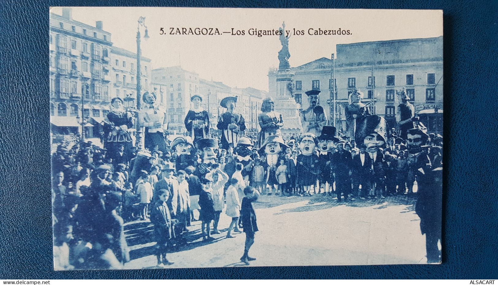 Zaragoza , Los Gigantes Y Los Cabezudos - Zaragoza