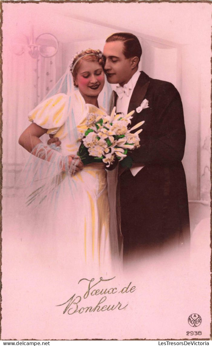 NOCES - Voeux De Bonheur - Un Couple De Jeunes Mariés - Bouquet De Lys - Colorisé - Carte Postale Ancienne - Hochzeiten