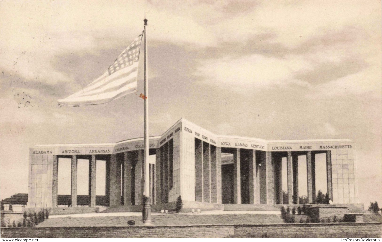 BELGIQUE - Bastogne - Mémorial Aux Américains "Mardasson" érigé Par Une Association  - CARTE POSTALE ANCIENNE - Bastogne