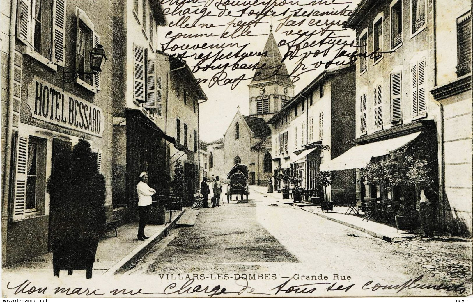 8865  - Ain -  VILLARS Les DOMBES :  Grande Rue , Hotel BESSARD à Gauche   Circulée En 1914- - Villars-les-Dombes