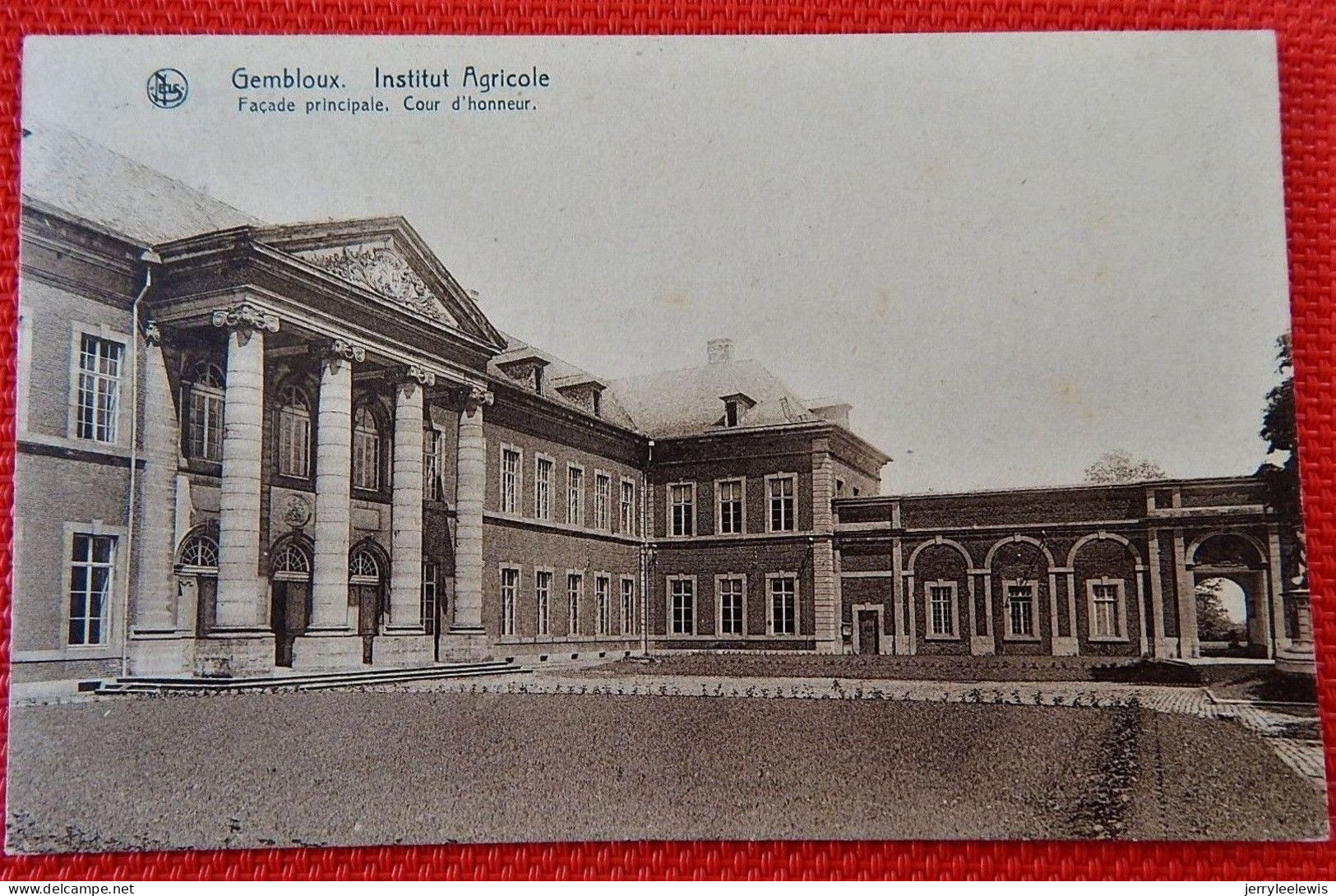 GEMBLOUX  -     Institut Agricole - Façade Principale - Cour D'Honneur - Gembloux