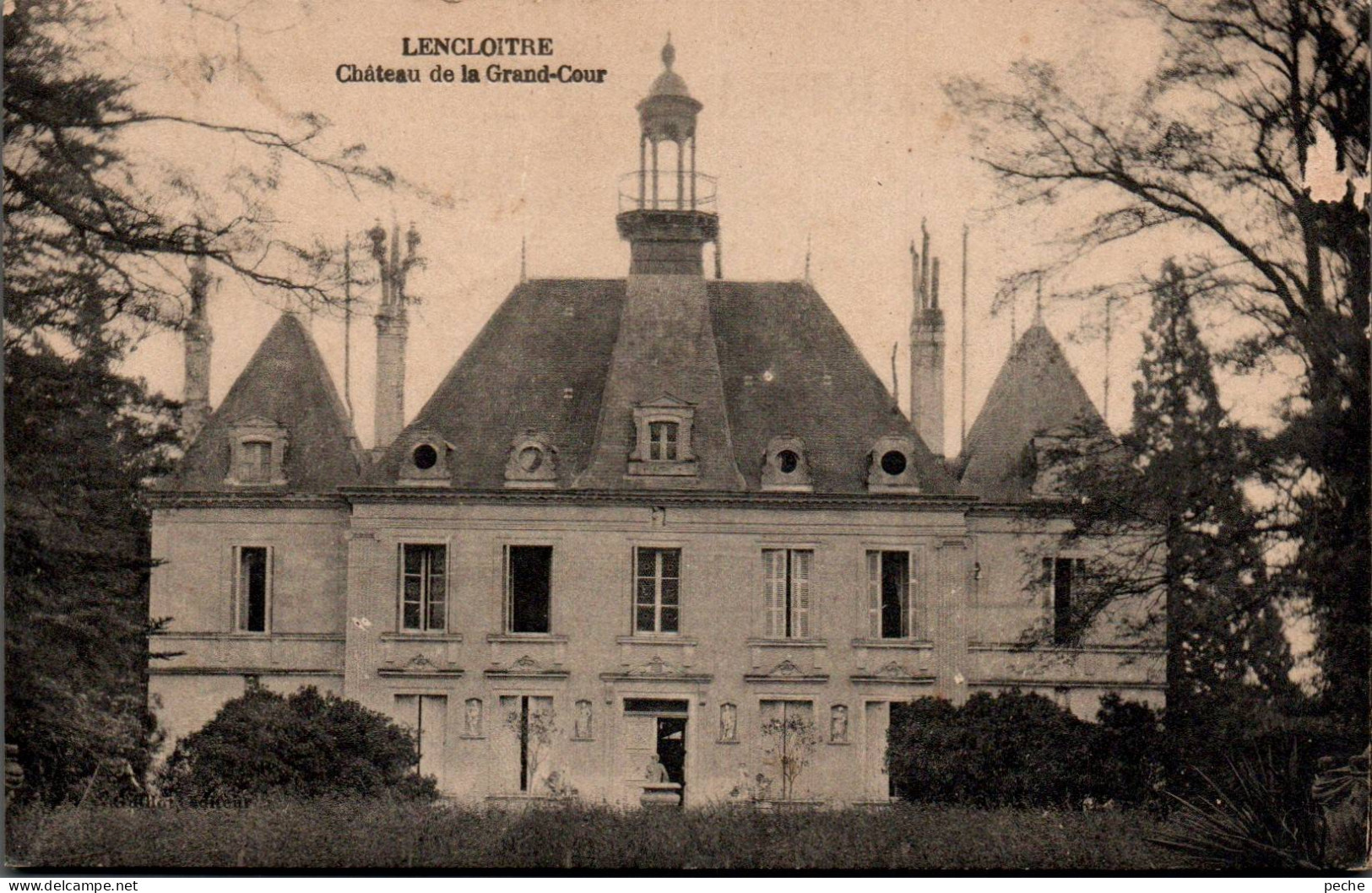 N°113915 -cpa Lencloitre -château De La Grand Cour- - Lencloitre
