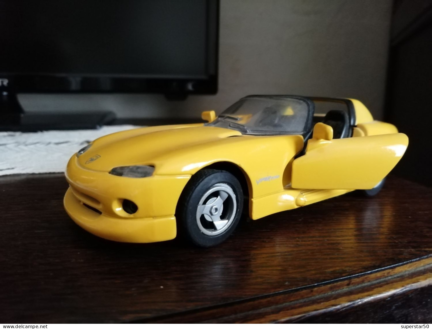 DODGE VIPER GTS - Corgi Toys