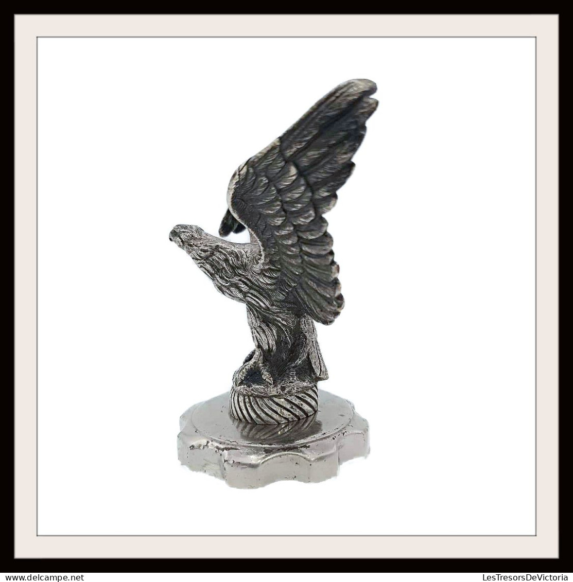 Bouchon De Radiateur Orné D’un Aigle En Mouvement En Bronze Argenté De L’artiste Maurice Frécourt - #AffairesConclues - Animales