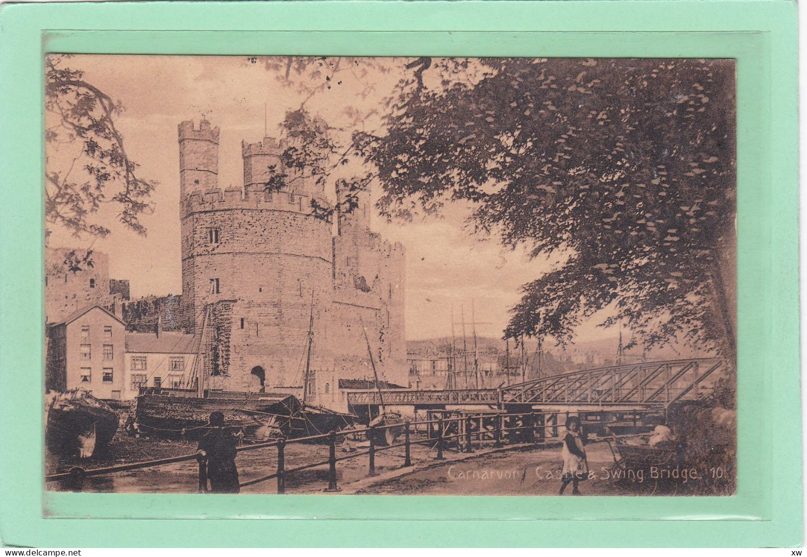 ROYAUME-UNI - PAYS DE GALLES - CAERNARVONSHIRE - CARNAVON - Castel & Swing Bridge - Animation - A 2605 - Caernarvonshire