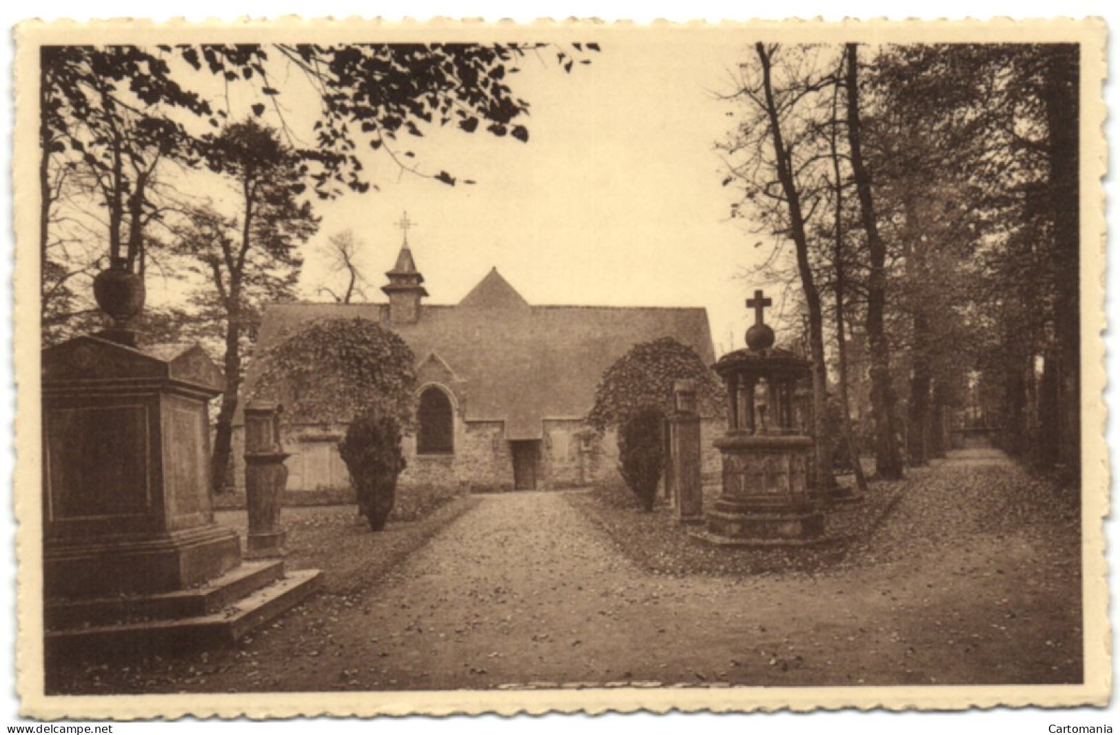 Soignies - Entrée Du Square Et Musée Archéologique Du Vieux Cimetière - Soignies