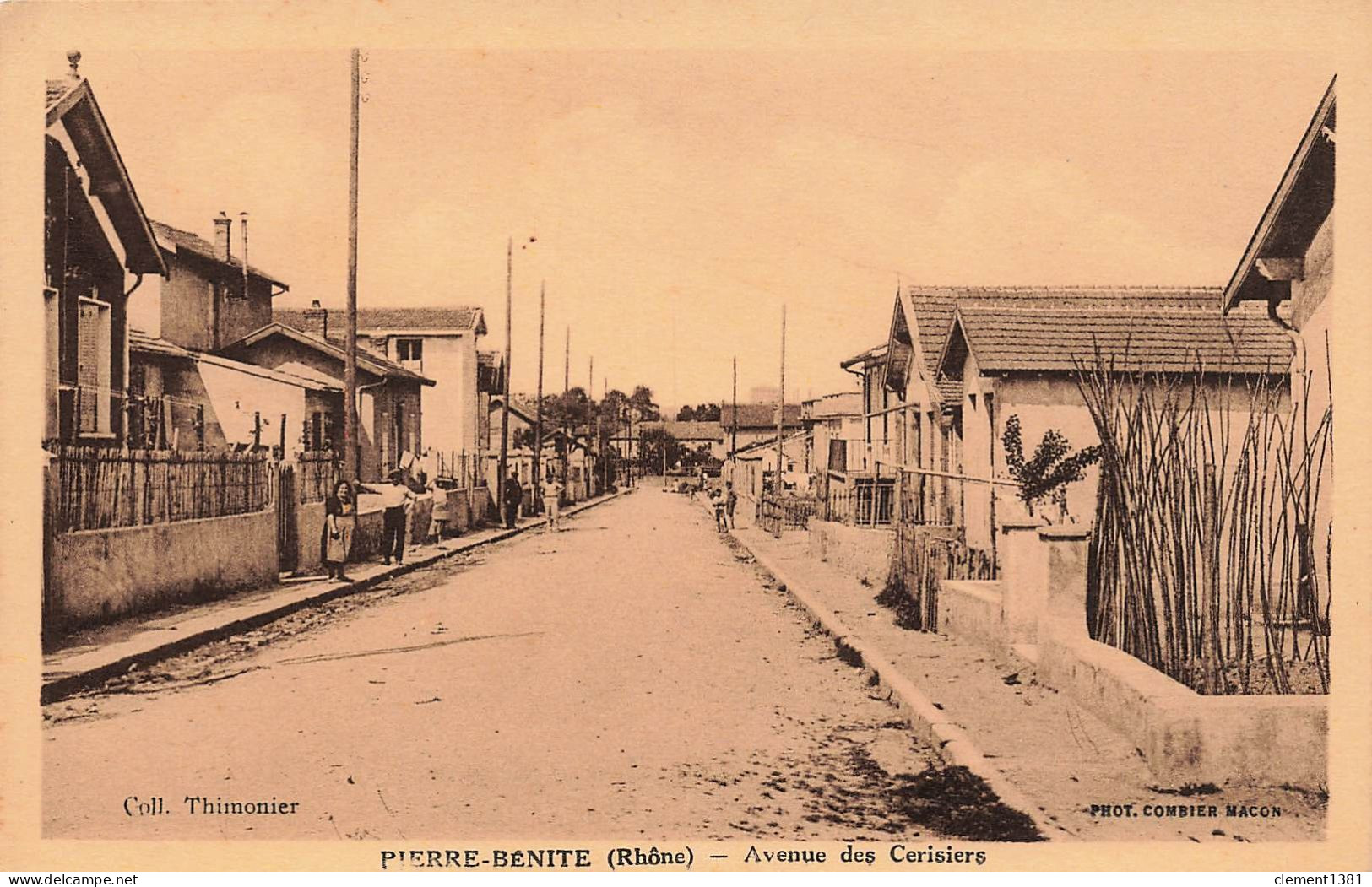 Pierre Benite Avenue Des Cerisiers - Pierre Benite