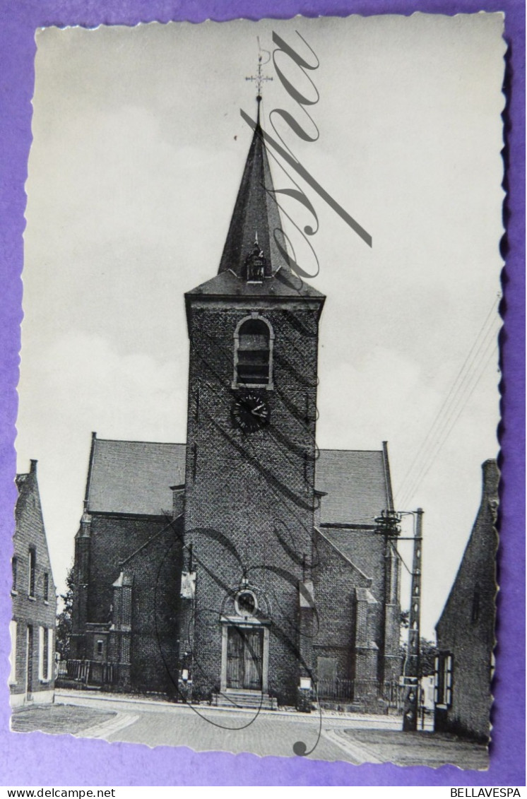 Belgie Kerk Godshuizen eglise  Lot postkaarten x 28 stuks vnl in nieuwstaat bewaard