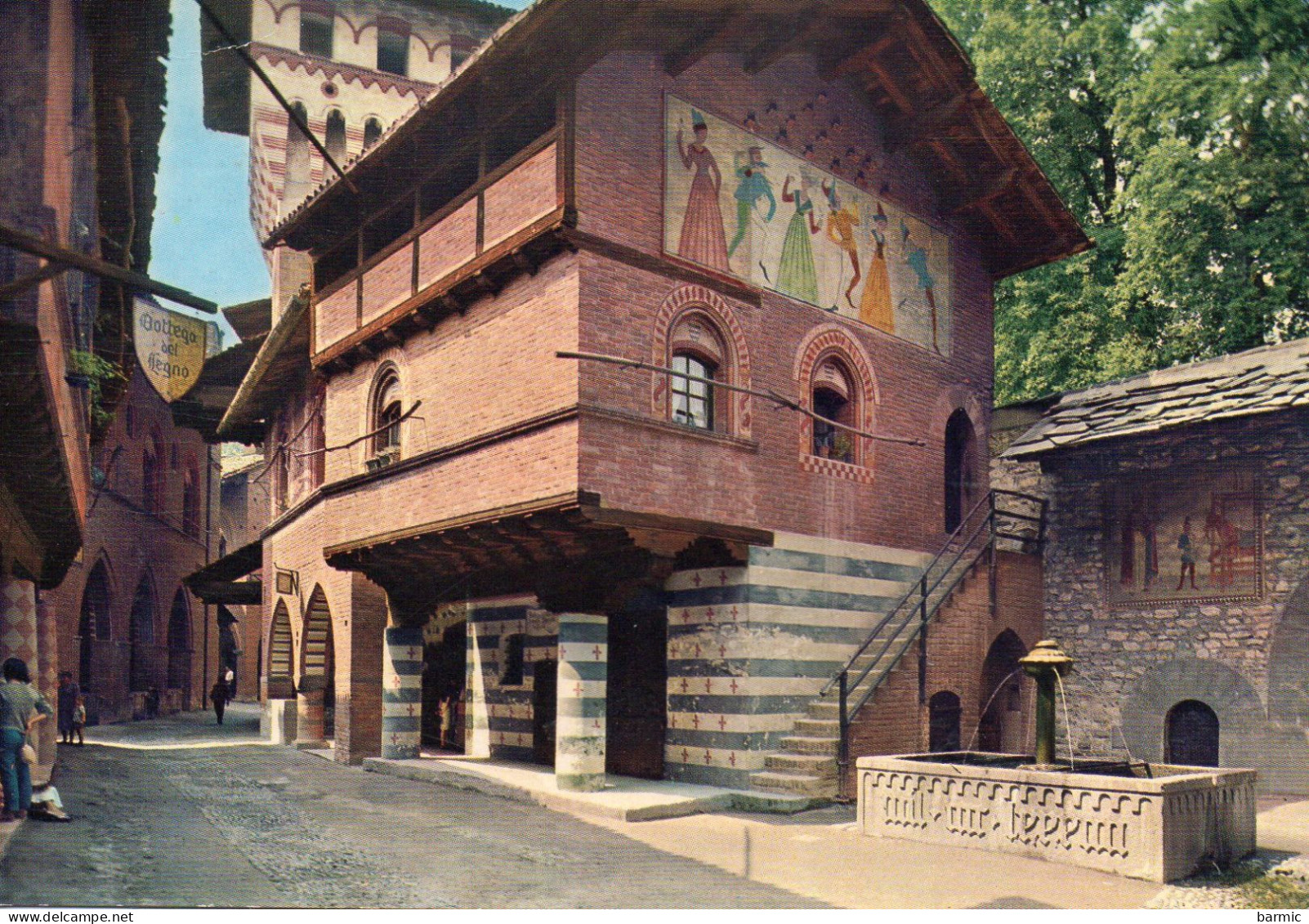 TORINO, CASTELLO MEDIOEVALE AL VALENTIONO INTERNO COULEUR  REF 11795 DOM - Castello Del Valentino