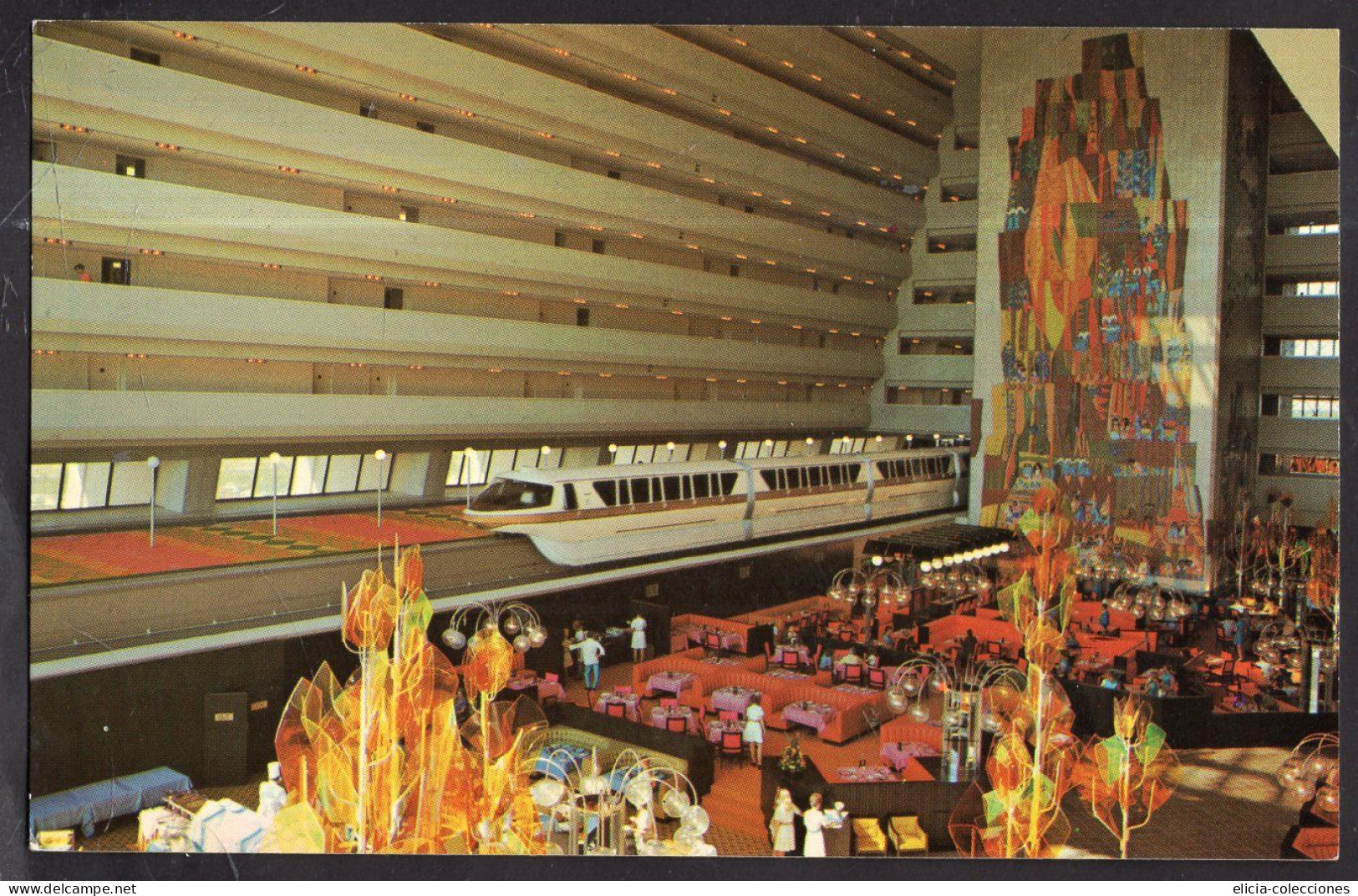 United States - Circa 1970 - Postcard - Orlando Fl. - Walt Disney World - Grand Canyon Concourse - Orlando