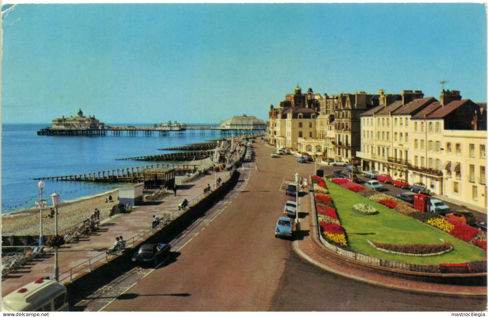 EASTBOURNE  SUSSEX  Marine Parade And Pier Car - Eastbourne